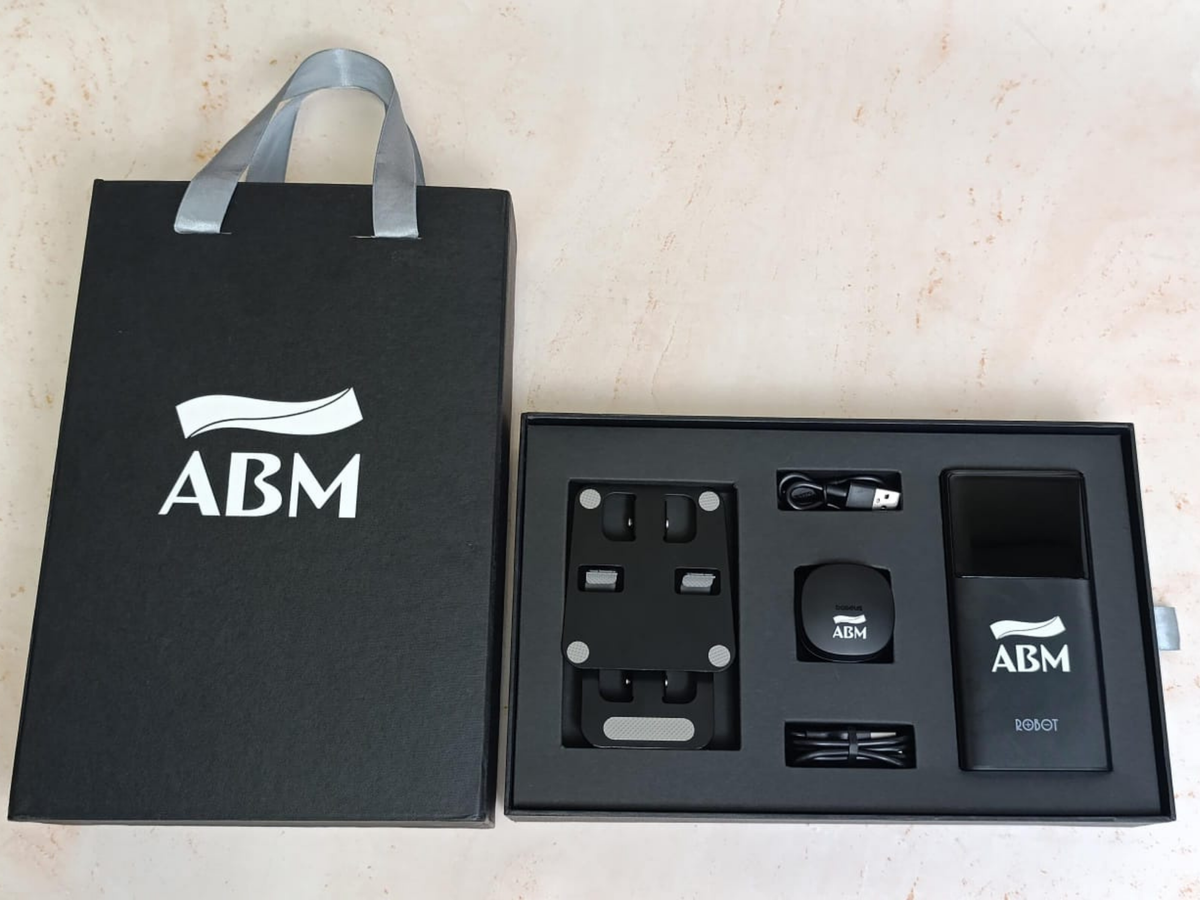 Robot Power Bank, Baseus TWS Earphone, Phone Stand